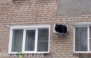 Жители с. Махалино задали вопрос о расселении аварийного дома