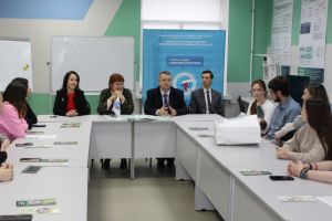 Новорожденным детям пензенских студентов вручили подарки