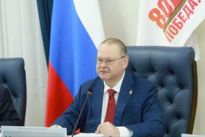 Мельниченко поздравил пензенцев с Днем Героев Отечества