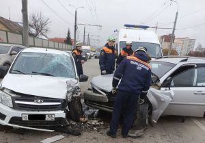 В тройном ДТП на ул. Терновского в Пензе пострадали три человека