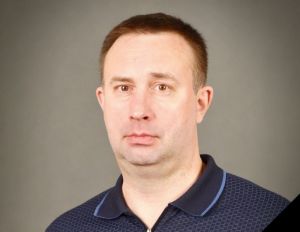 Умер преподаватель, тренер команды ПГУ по баскетболу Андрей Евстратов