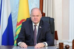 Председатель Заксобра Вадим Супиков поздравил пензенцев с Днем Конституции