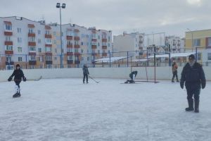 В Пензе начали работать дворовые тренеры по хоккею