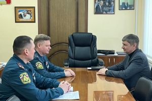 Агафонов провел рабочую встречу с начальником пензенского ГУ МЧС России Козловым
