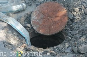 Пензенцам назвали причины исчезновения крышек с люков