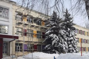 Прокурор Пензенской области оценил ход ремонта школы №9 в Сердобске