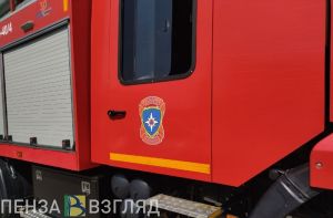 В Пензе в Буровом переулке сгорел деревянный дом