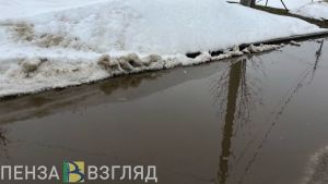 В Пензе готовят деревянные трапы и песок к паводку