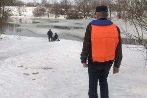 Пензенцев начали штрафовать за выход на лед водоемов