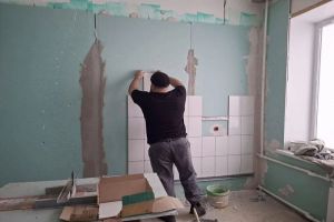 В Белинской больнице продолжается капремонт лечебного корпуса