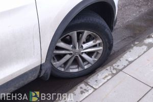 Пензенцам напомнили о сумме штрафа за использование летом шипованных шин