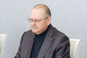 Мельниченко поздравил пензенцев с Днем работника культуры
