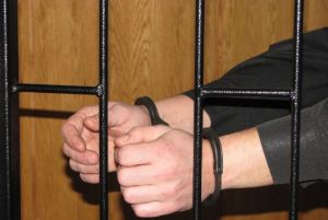 Двух жителей Пензенской области осудили за дачу взятки и посредничество