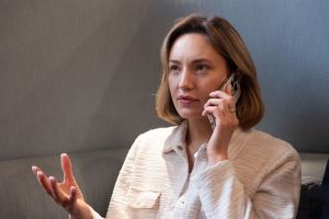 Ева от МегаФона стала распознавать дипфейки и голоса роботов