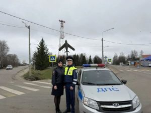 В Лунинском районе семья полицейских спасла соседей от огня