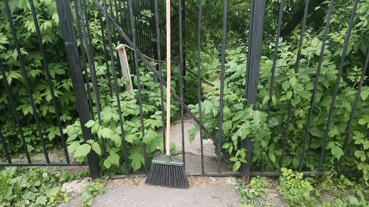 Пензенцам напомнили правила летнего трудоустройства подростков