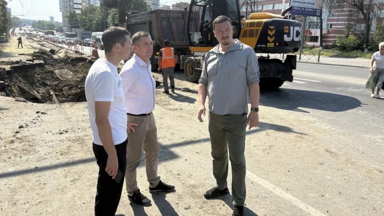 Глава Пензы проинспектировал ход ремонта подземного перехода у «Электроприбора»