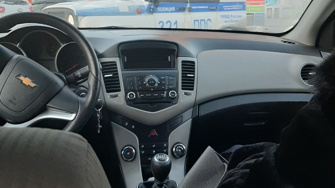 В Пензе ищут водителя, скрывшегося после наезда на пенсионерку