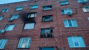В Нижнем Ломове из горящего общежития спасли женщину