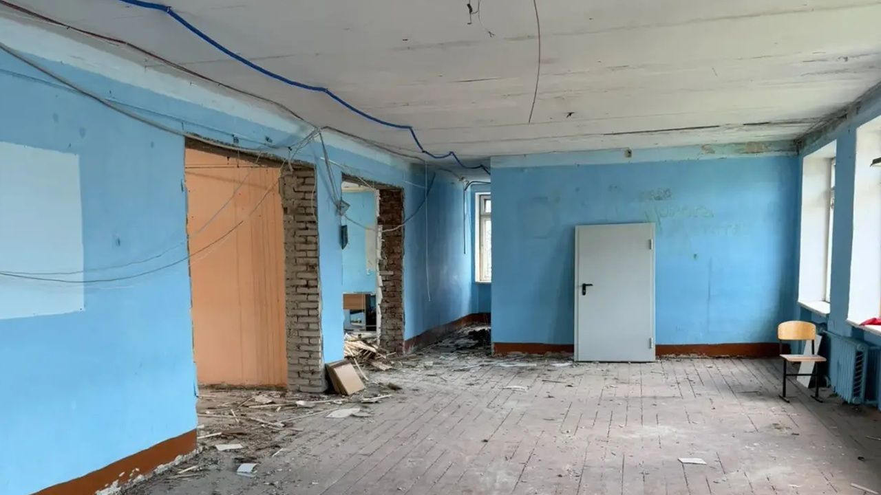 В Кузнецке проводят комплексный ремонт школы № 14