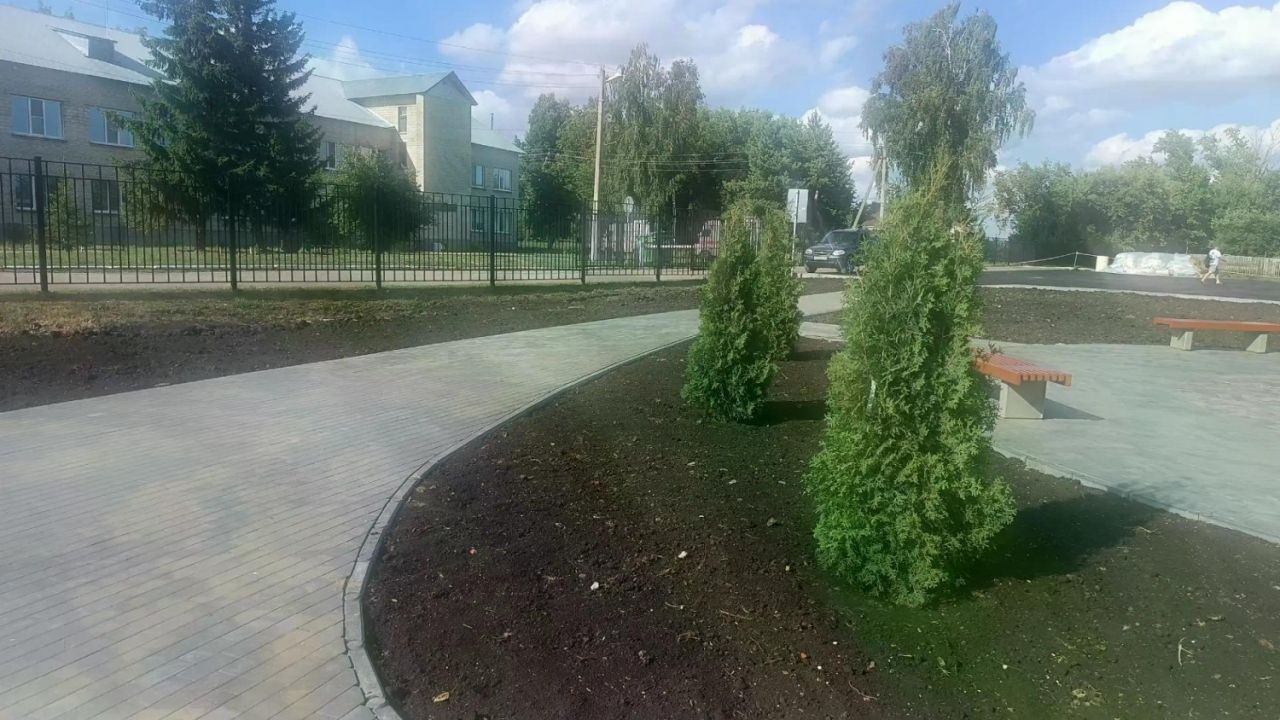 В Иссе благоустроили общественное пространство