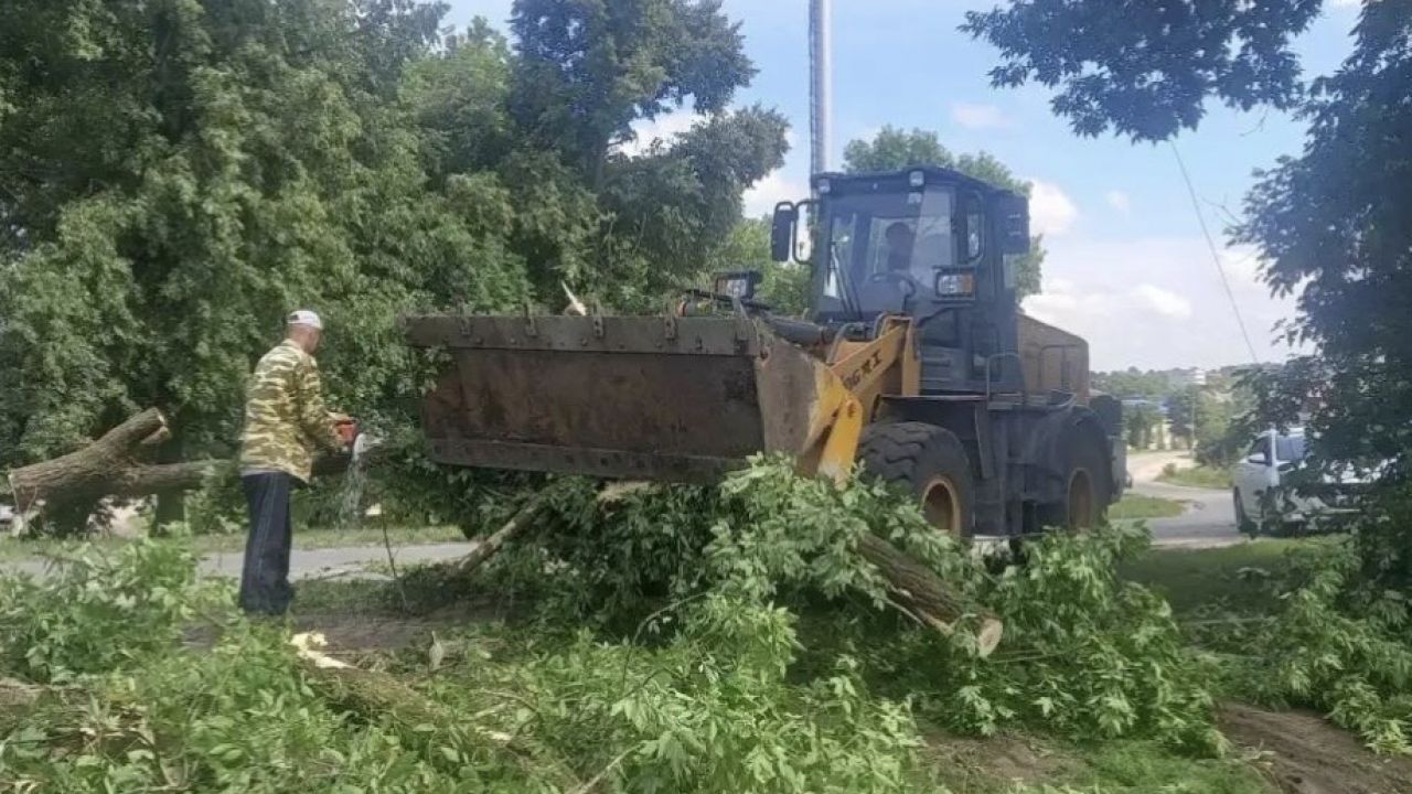 Жителям Нижнеломовского района рассказали о борьбе с последствиями непогоды