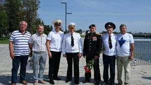 В Пензе в День ВМФ почтили память защитников морских рубежей