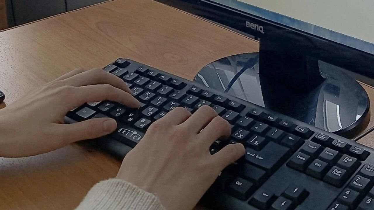 Предложено запретить увольнять работающих пензячек с детьми до 8 лет
