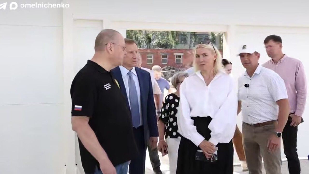 Мельниченко посетил стройплощадку на Шуисте, где идет возведение ФОКа
