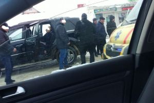 Пензенцы сообщают о погибшем во внедорожнике на путепроводе. Видео