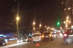 В Пензе на улице Карпинского из-за ДТП образовалась пробка