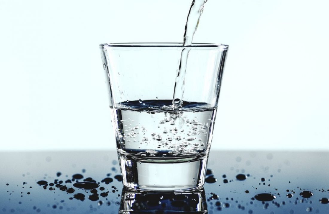 Приучаем себя пить больше воды в течение дня
