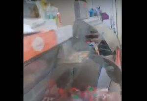 Скандал в кузнецком магазине попал на видео