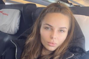 «Что с лицом?» Поклонники пожурили Ханну за злоупотребление фотошопом