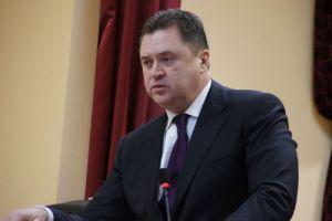 Скрывавшийся экс-глава администрации Саратова явился к следователям