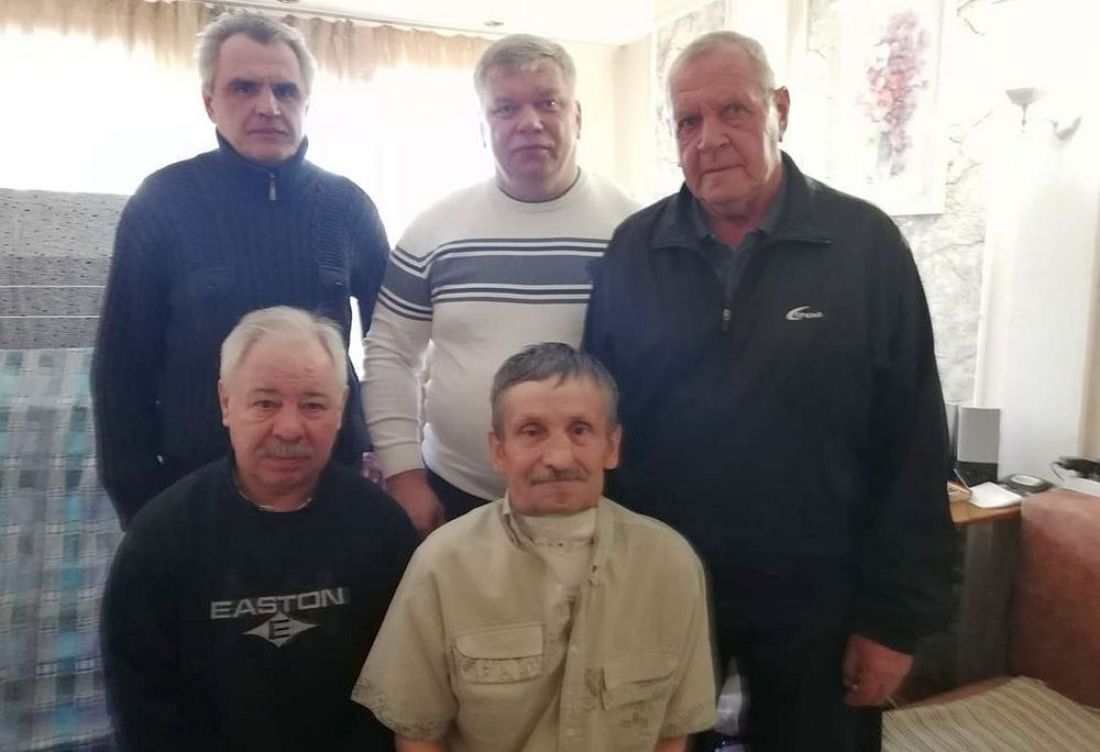 В Пензе завершился сбор средств ветерану хоккея Евгению Лукашину