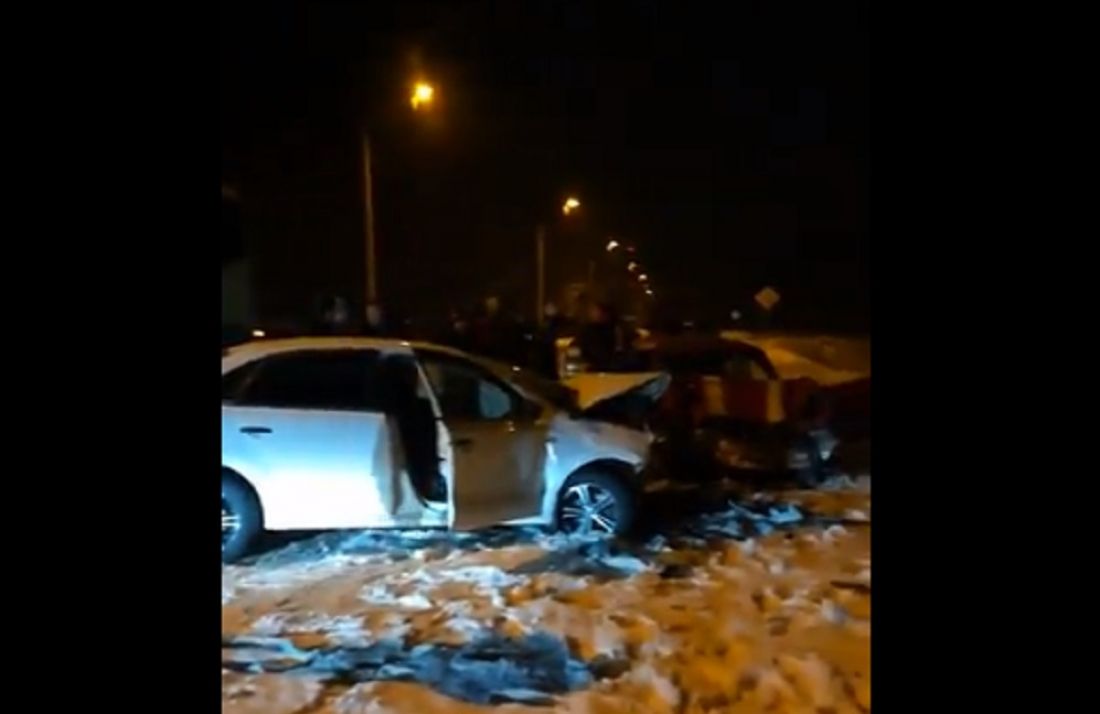 Появилось видео с места страшного ДТП под Сердобском, где пострадали четверо