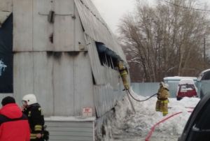 Пожар в «Клаксоне», рассказ отца-убийцы и глыба на машине: новости Пензы за 5 февраля