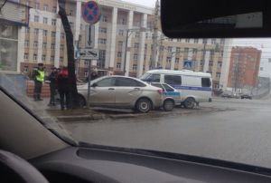Кинологи у ЗАГСа, жуткие ДТП и нападение на прохожего: новости Пензы за 7 апреля